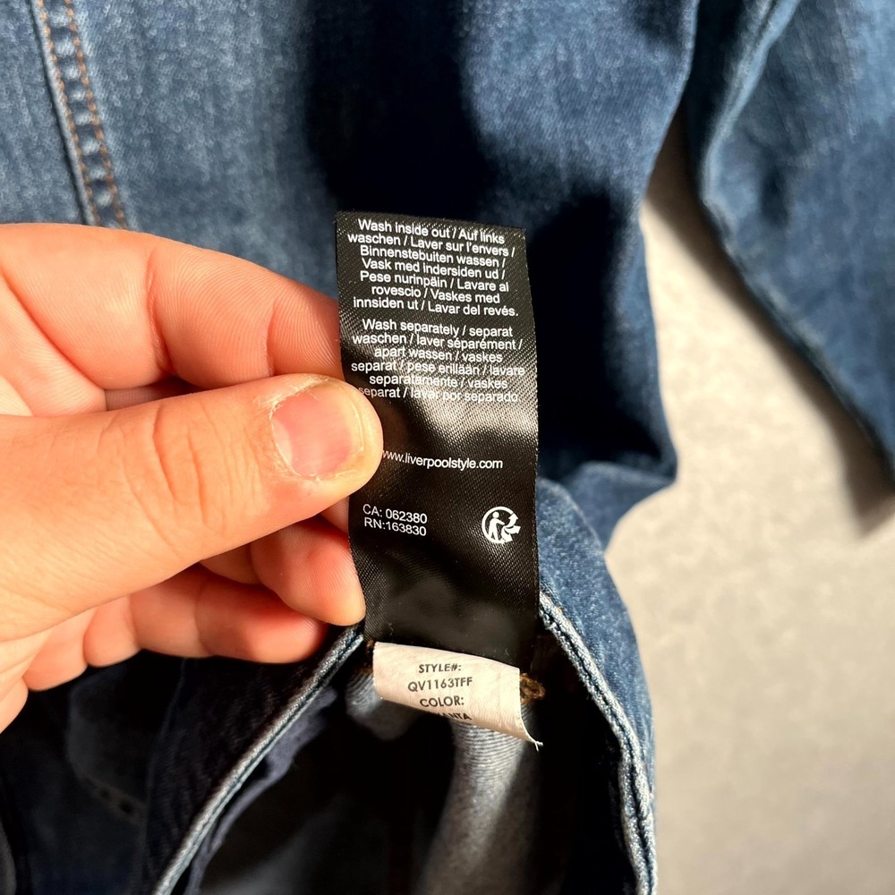 VPL Women's Dark Blue Denim Jacket - Picture 5 of 9